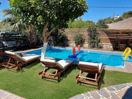 AthinasVilla_pool-garden-img_6